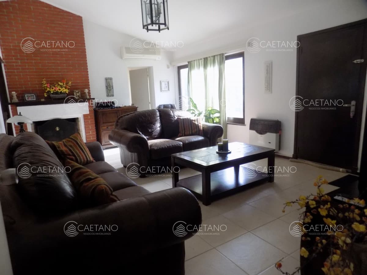 VENTA CASA 3 DORMITORIOS , 2 BAÑOS — foto 2
