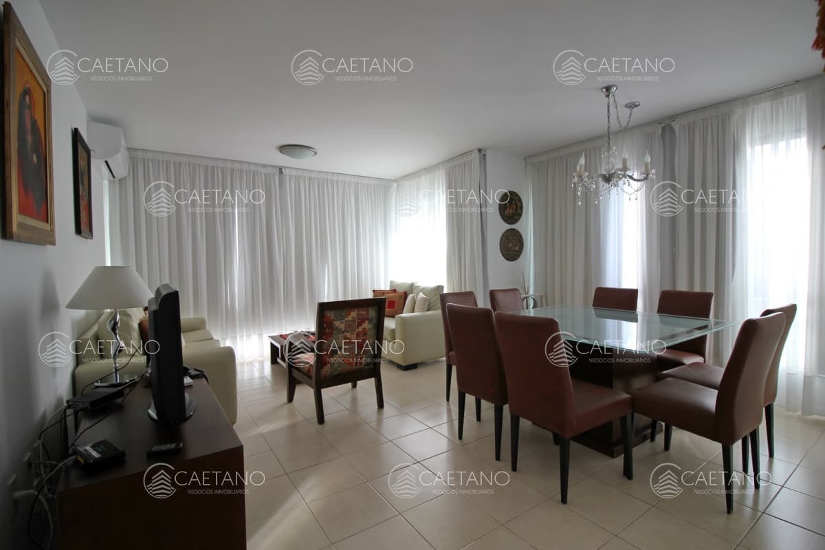 Apartamento en alquiler en Punta del Este