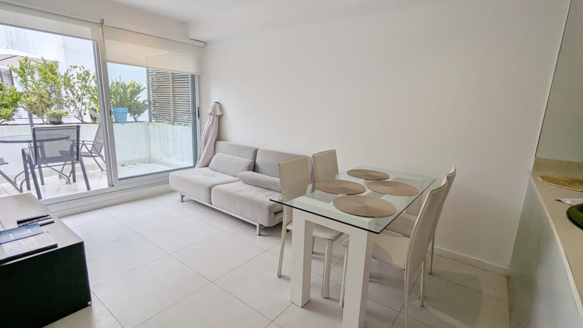 En venta apartamento 1 dormitorio con piscina en Peninsula, Punta del Este