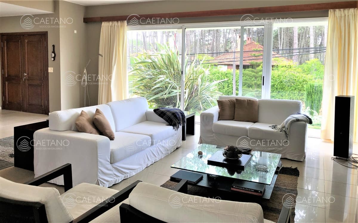 CASA, 3 DORM + DEP DE SERVICIO, RINCÓN DEL INDIO, PLAYA BRAVA, PUNTA DEL ESTE, ALQUILER — foto 2