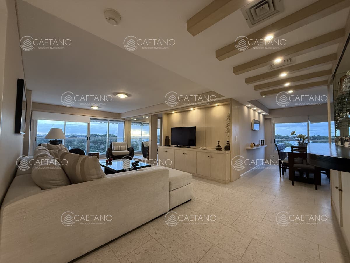 Apartamento en alquiler en Punta del Este