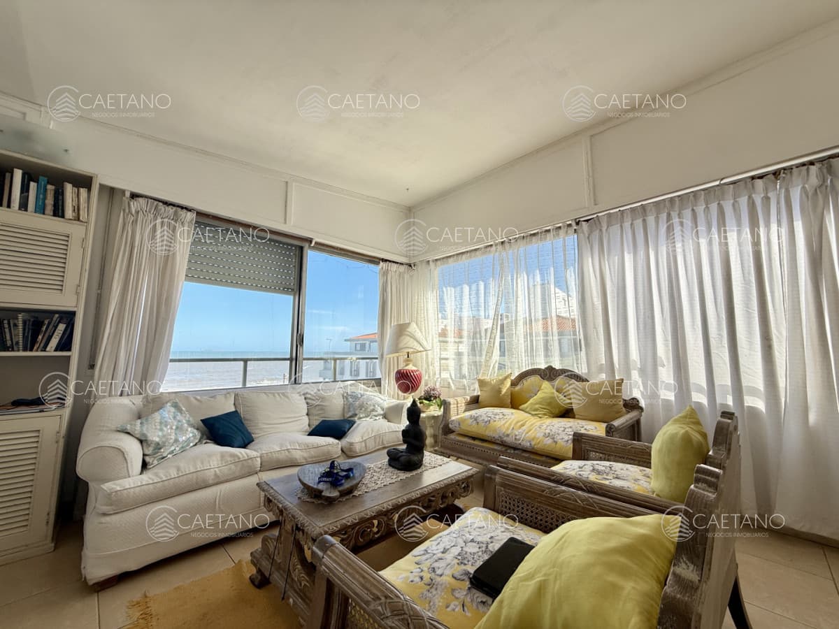 Apartamento en venta  Edificio Veiramar  Calle 24 y 30