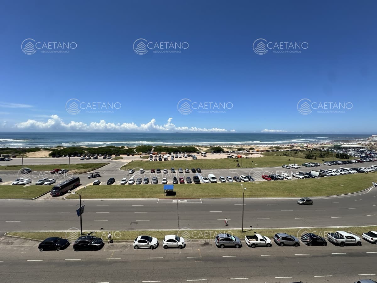 Departamento en zona Brava