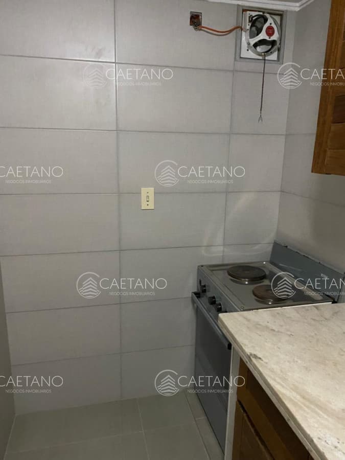 EN PLENO CENTRO IMPECABLE — foto 3