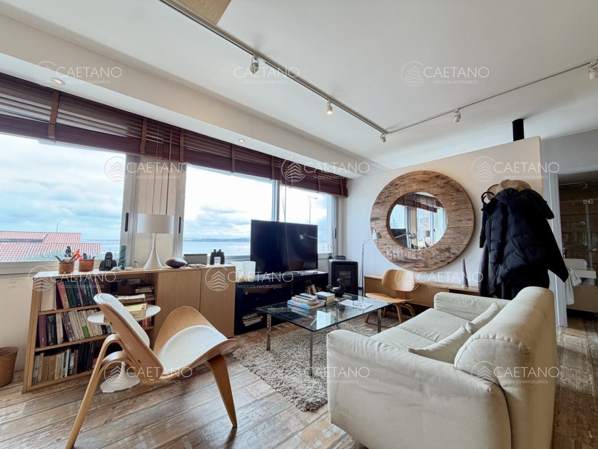 Apartamento con vistas a la Isla Gorriti en el Puerto de Punta del Este