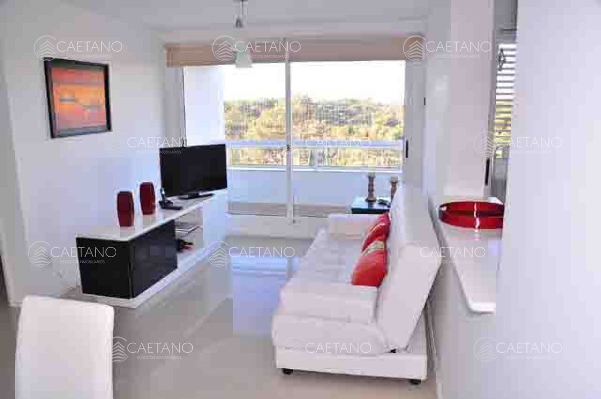 Venta apartamento 2 dormitorios. Roosevelt, Punta del Este