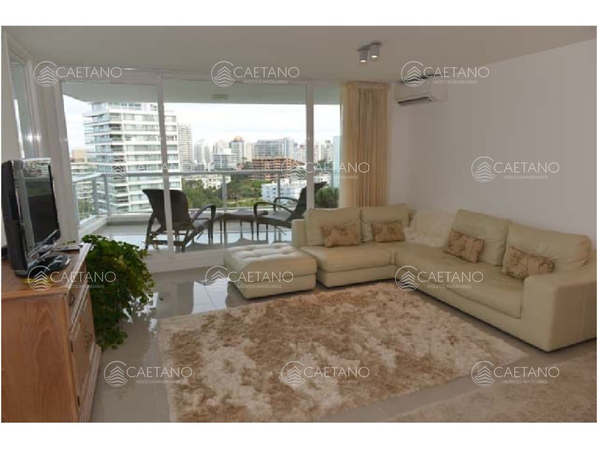 Apartamento en alquiler en Punta del Este