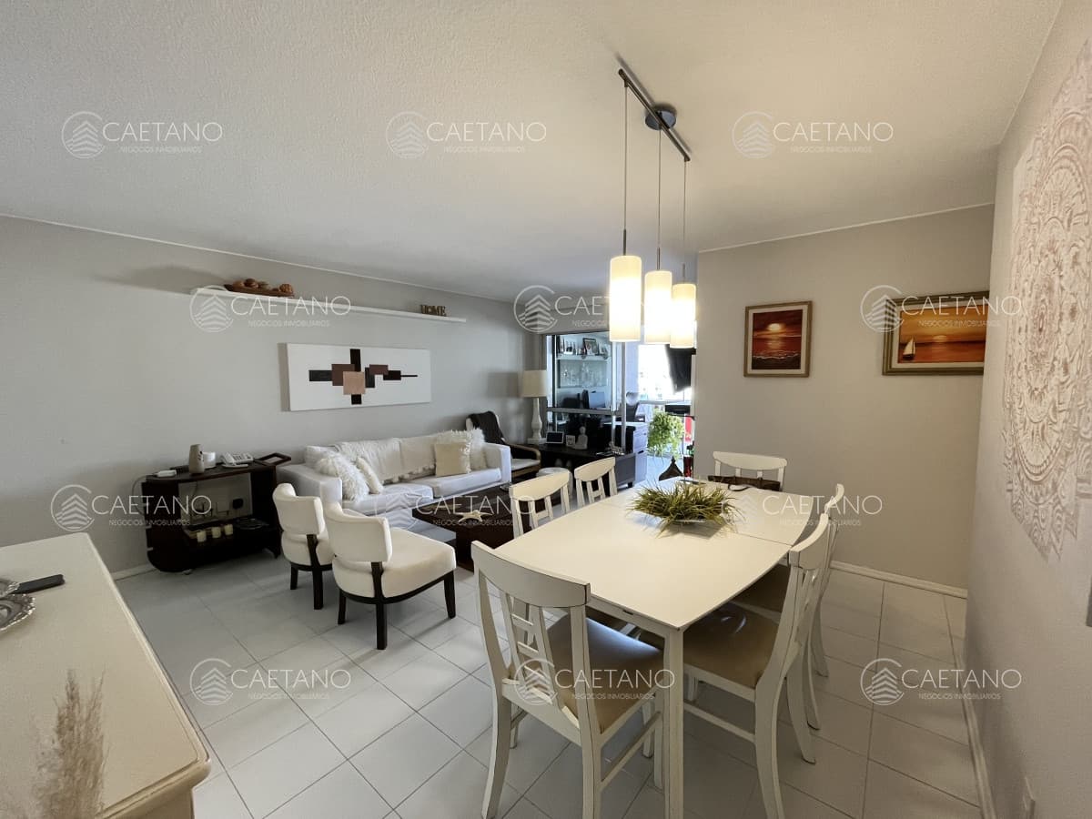 Venta apartamento 2 dormitorios. Aidy Grill. Punta del Este. — foto 2