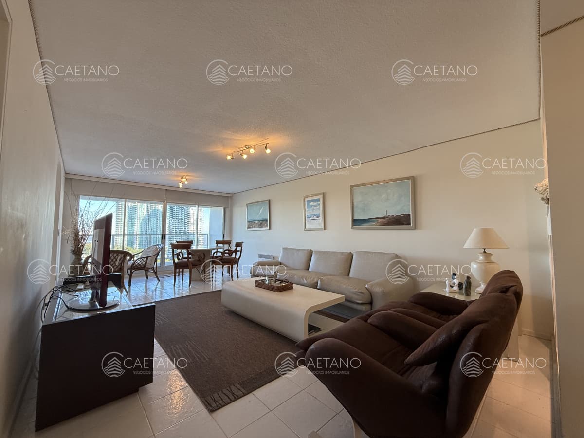 Apartamento en Venta  Lincoln Center Torre Wilson, Punta del Este