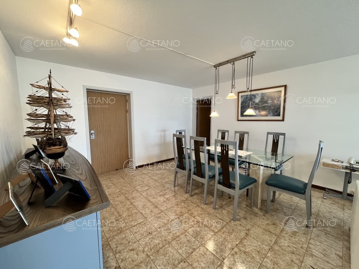 Venta apartamento 3 dormitorios. Playa mansa, Punta del Este. — foto 3