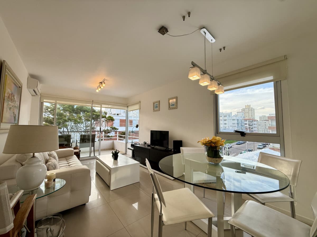 Apartamento en venta en Edificio Puerto Escondido  Punta del Este