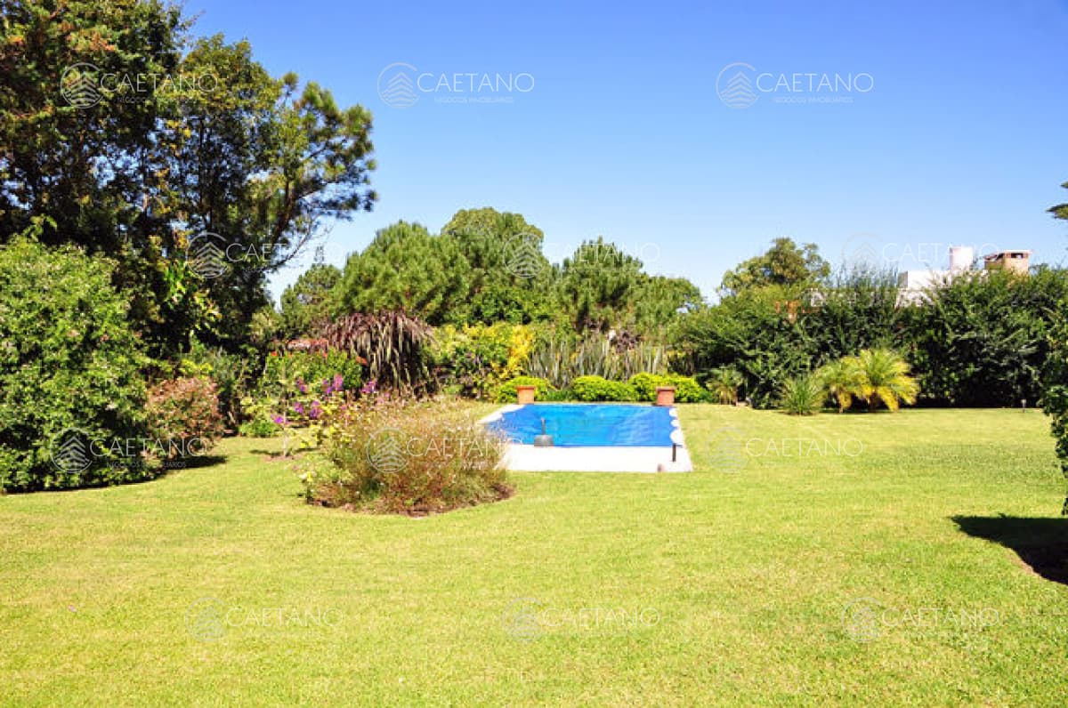 CASA EN SAN RAFAEL