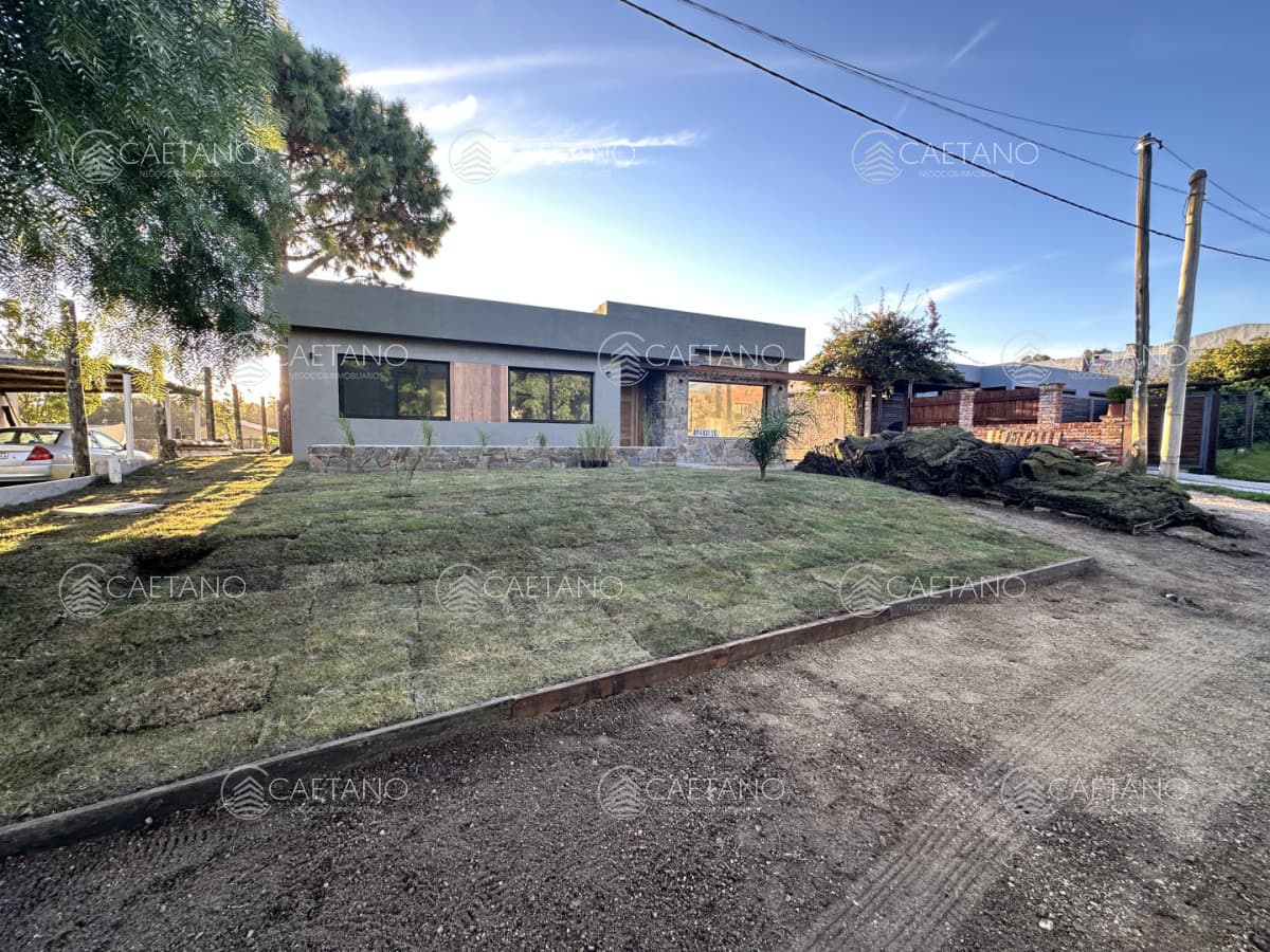 Venta casa en barrio Sausalito,Maldonado