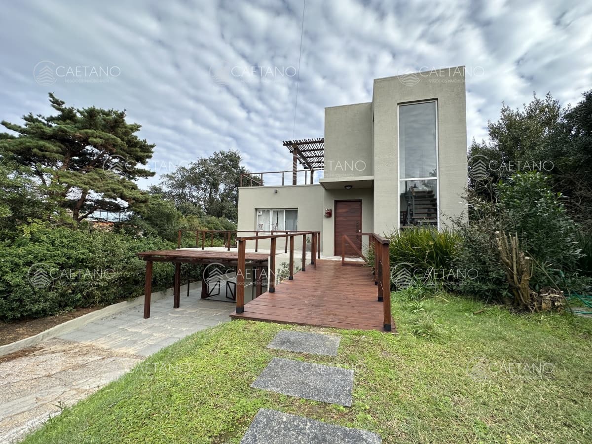 Venta casa con vista al mar. Punta Ballena — foto 2