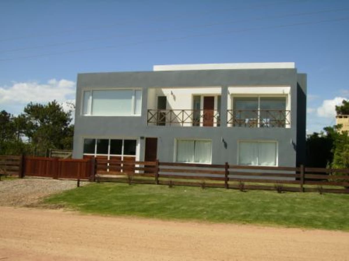 Venta casa 4 dormitorios. Tio Tom, Punta Ballena.