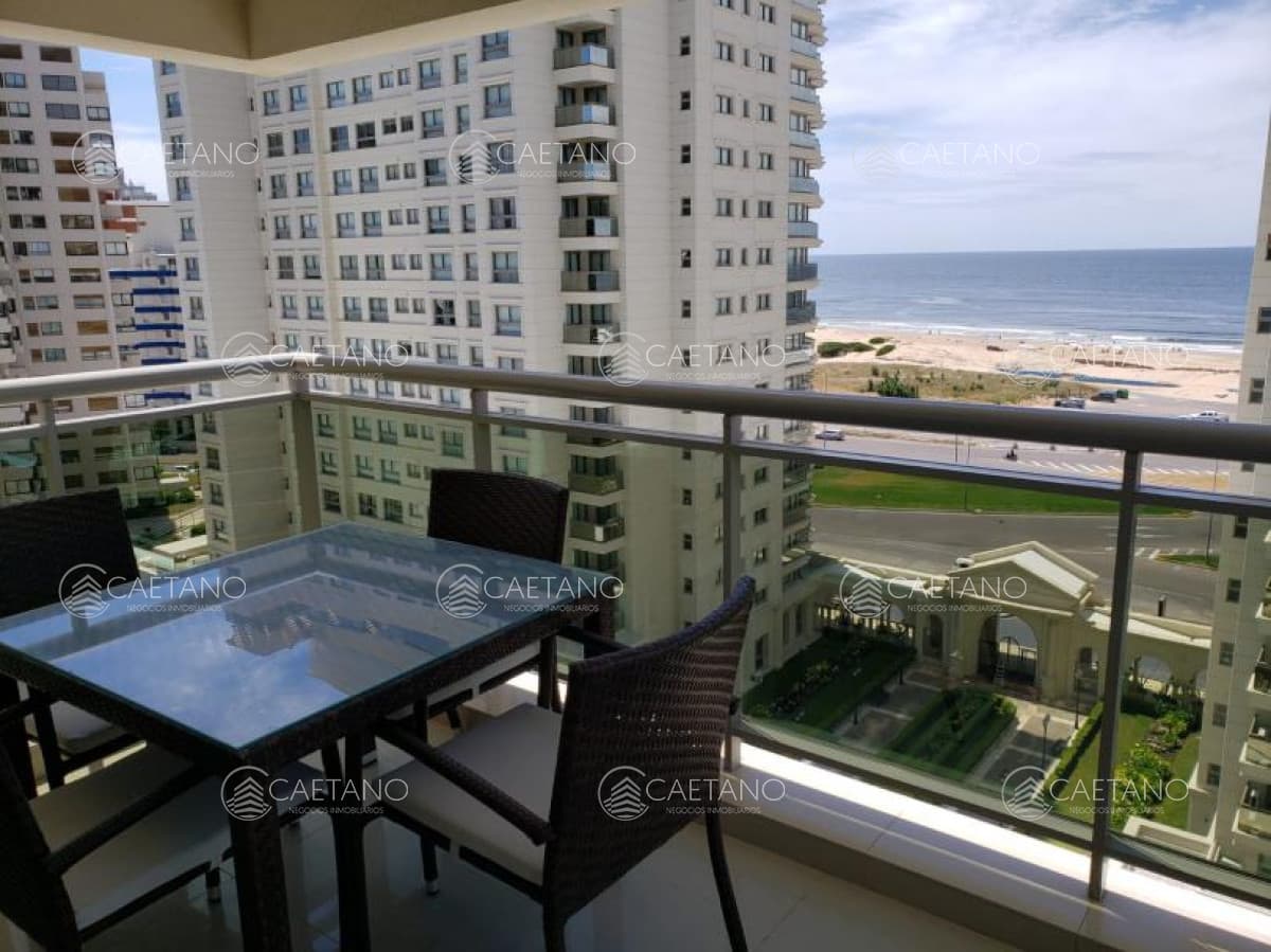Excelente apartamento en alquiler en Punta del Este con vista al mar — foto 2