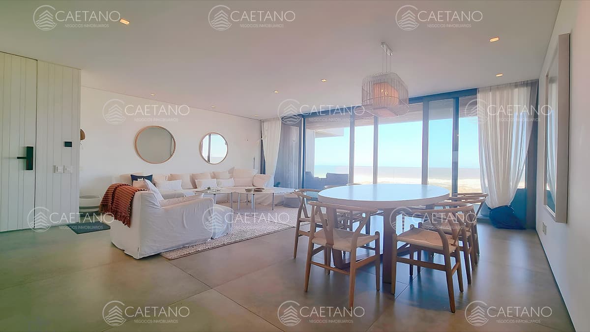 Apartamento en La Barra, 4 dormitorios, vista al mar primera linea. — foto 3
