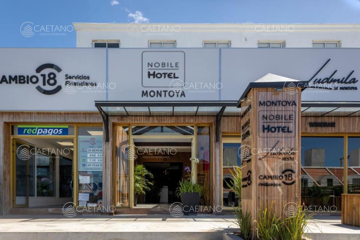 HOTEL HISTÓRICO CON 28 HABITACIONES + 5 LOCALES COMERCIALES EN MONTOYA LA BARRA  TOTALMENTE RECICLADO