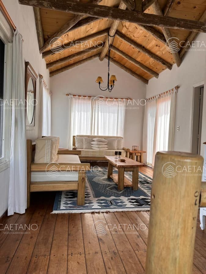 Casa en alquiler en plena Barra, 3 dormitorios mas dependencia de servicio- — foto 2