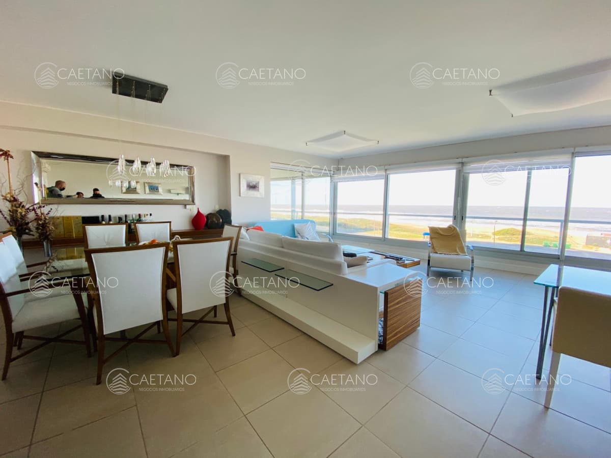 DEPARTAMENTO EN TORRE LE PARC PUNTA DEL ESTE