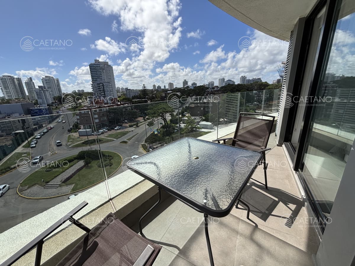 Alquiler Av. Chiverta, vista al mar — foto 3
