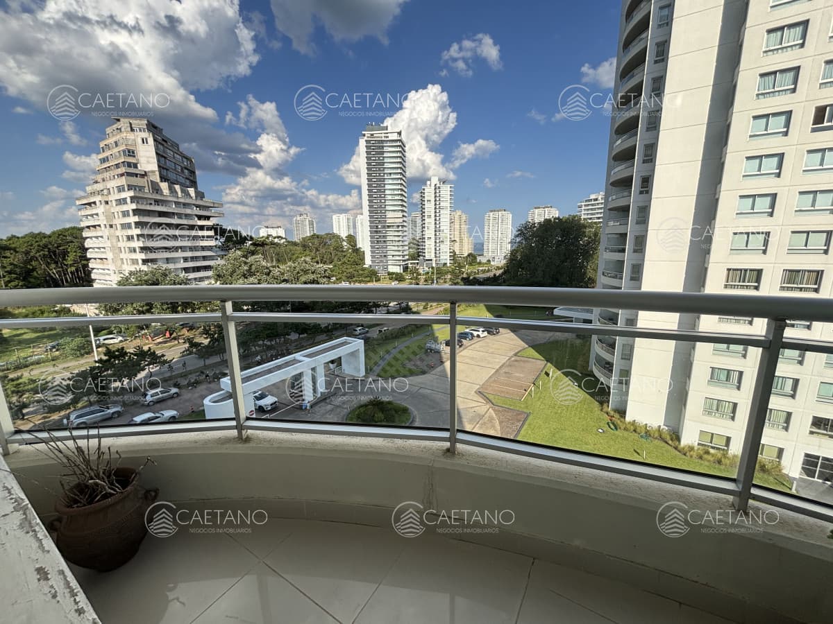 EDIFICIO OCEAN DRIVE. EXCELENTES AMENITIES