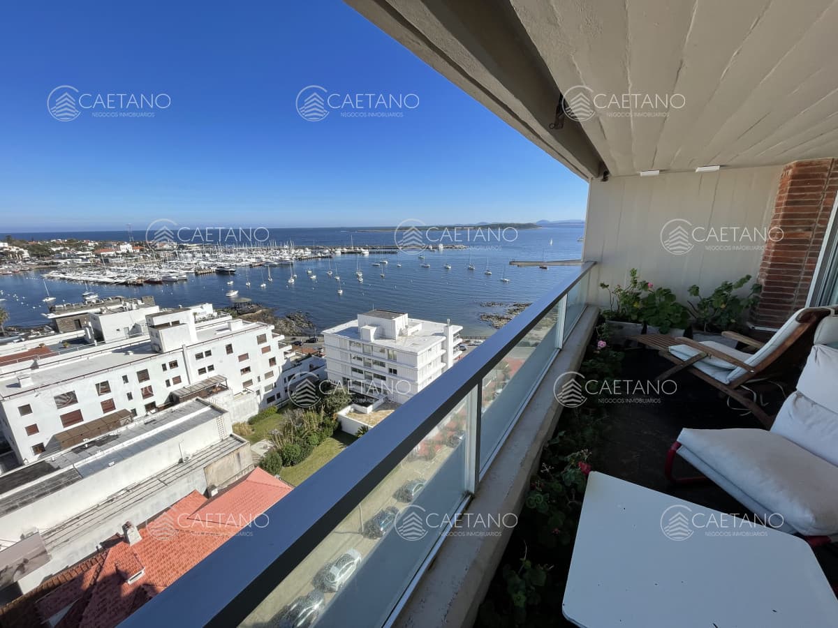 Excelente vista al Puerto, piso alto, esquinero — foto 3