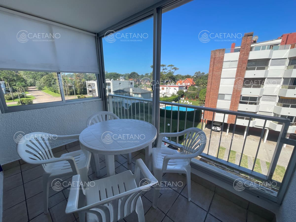 Apartamento de 3 dormitorios en venta playa Mansa, Punta del Este — foto 3