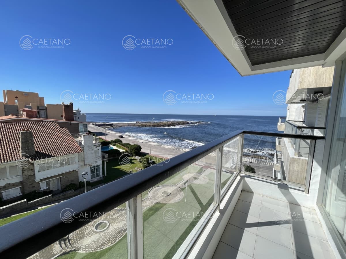 Apartamento vista al mar en venta 2 dormitorios Punta del Este — foto 2