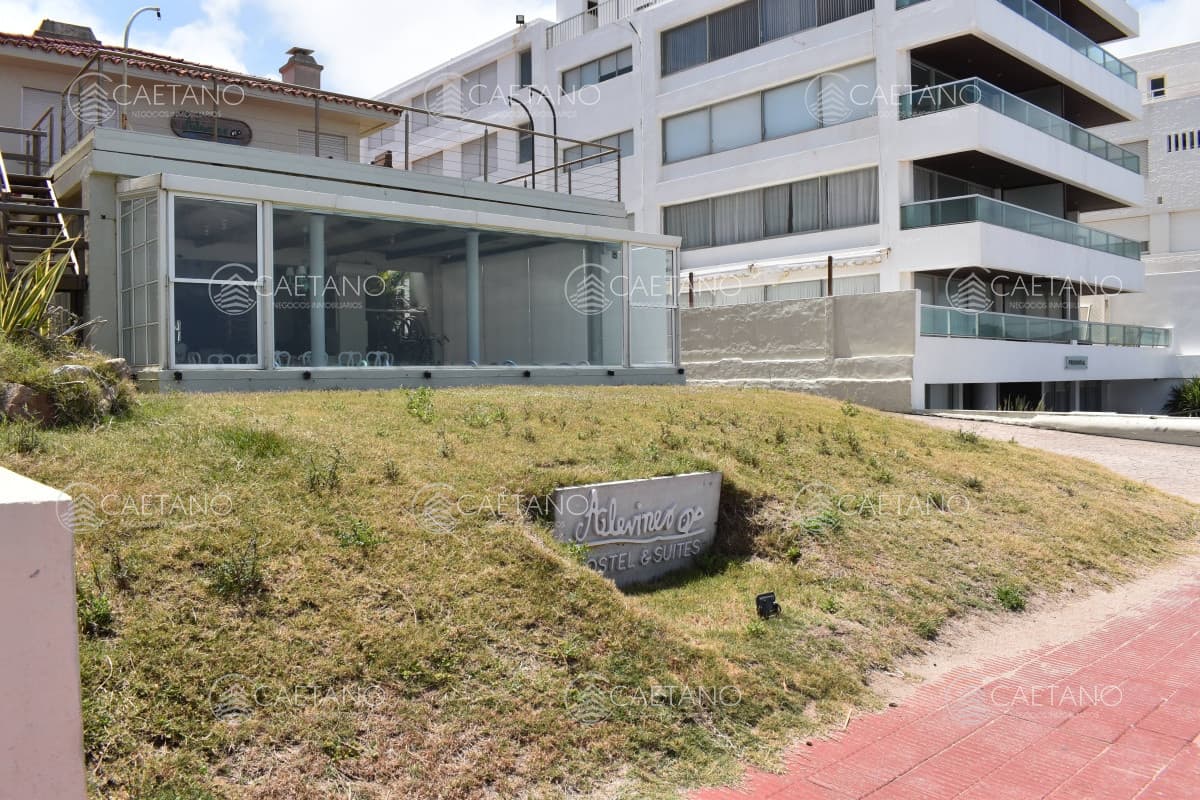 Frente a la Playa, parrillero y piscina climatizada — foto 2