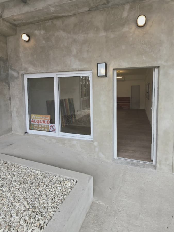 La Barra (Ruta 10): espacio para local comercial