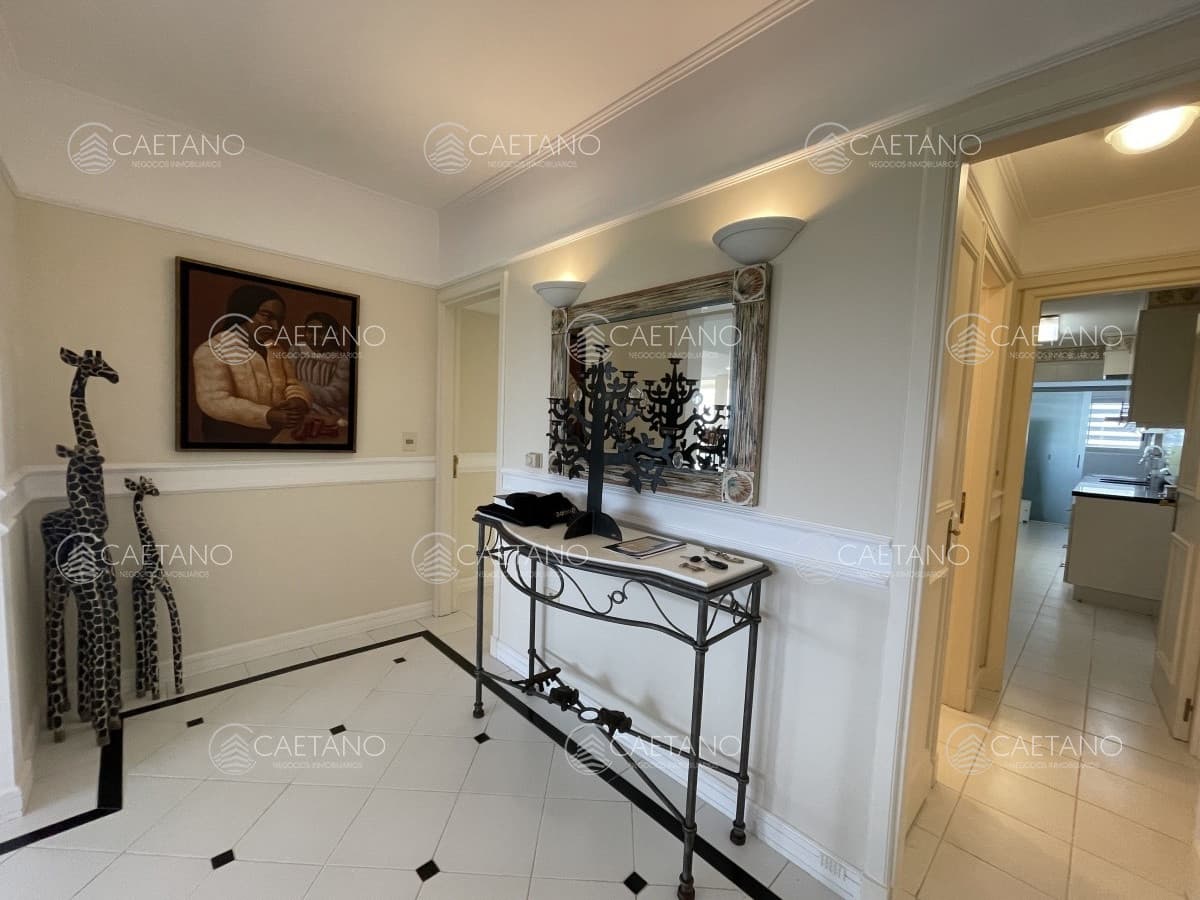 Amplio apartamento en primera línea — foto 2