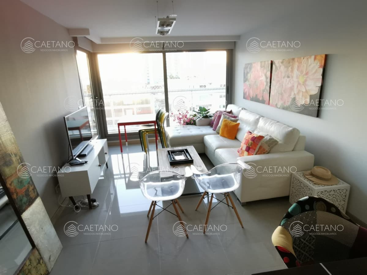 VENTA APARTAMENTO - 4 DORMITORIOS , ONIX 401