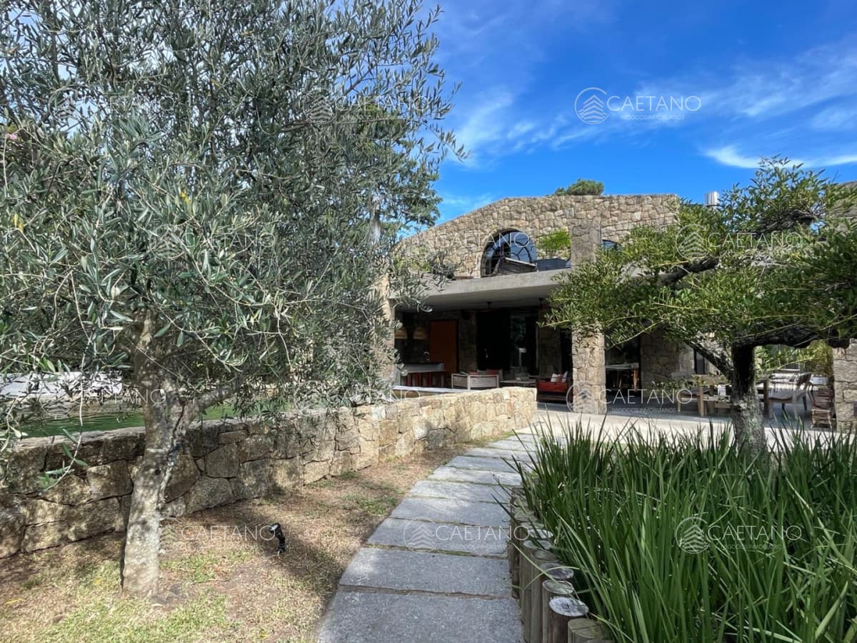 Casa en alquiler en Punta del Este