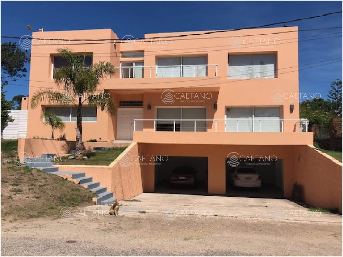 casa a estrenar en zona de playa brava — foto 3