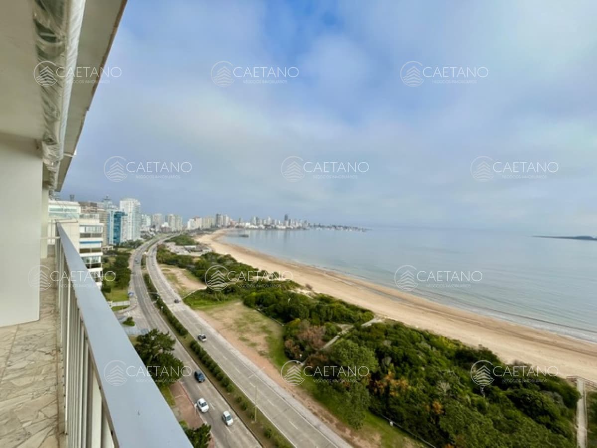 Venta pent house con 3 dormitorios y dependencia de servicio — foto 2