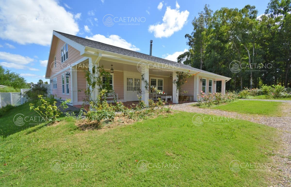 Casa en Venta en El Quijote Chacras, cercana a la entrada del barrio — foto 2