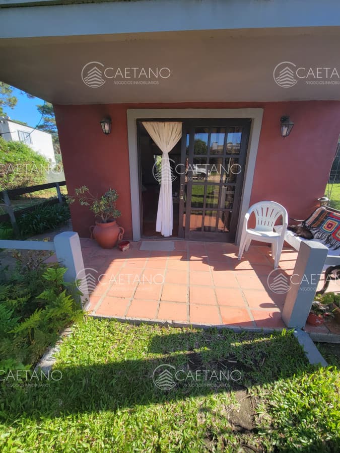 Se vende casa de dos dormitorios en Balneario Buenos Aires