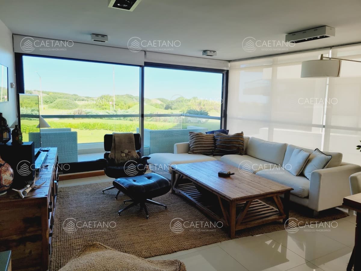 Apartamento de categoría en primera linea a playa brava — foto 2