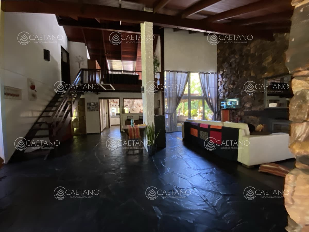 Casa en Mansa 4 dormitorios piscina parrillero — foto 3