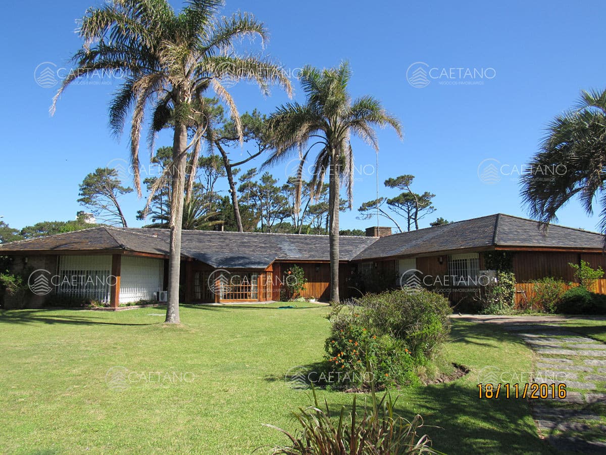 Casa en alquiler en Punta del Este