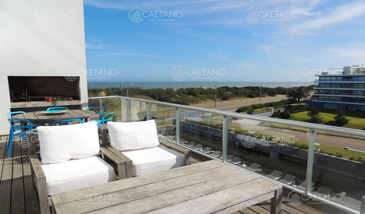 BRAVA 28. Playa Brava. Punta del Este.