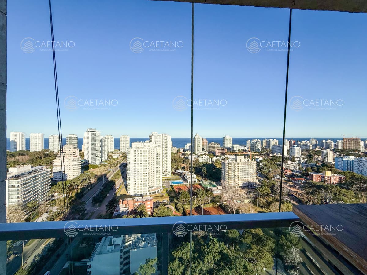 Alquiler anual apartamento Punta del Este.