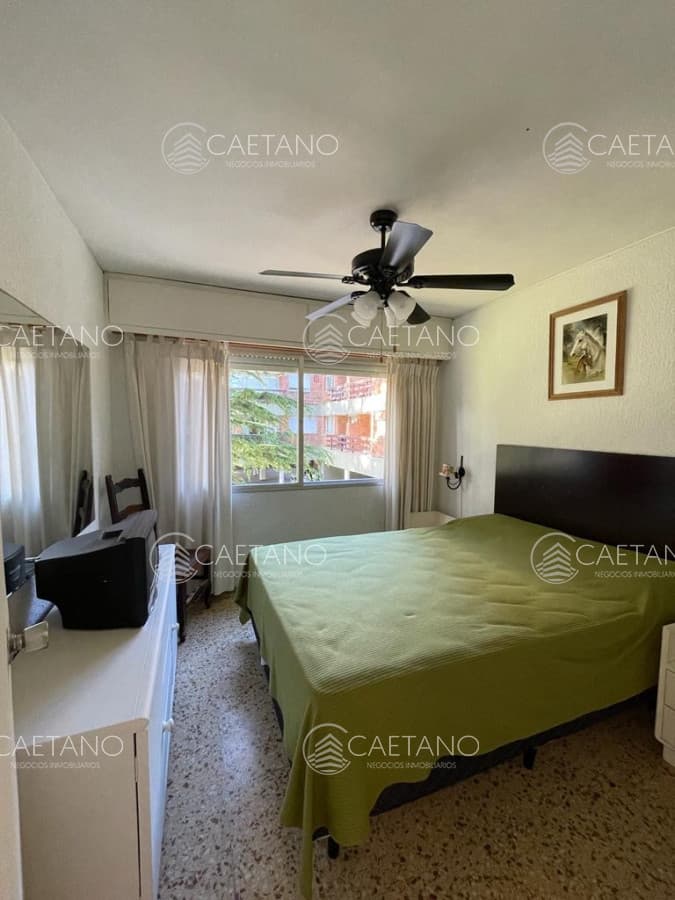 Venta apto en Arcobaleno primer piso por escalera — foto 2
