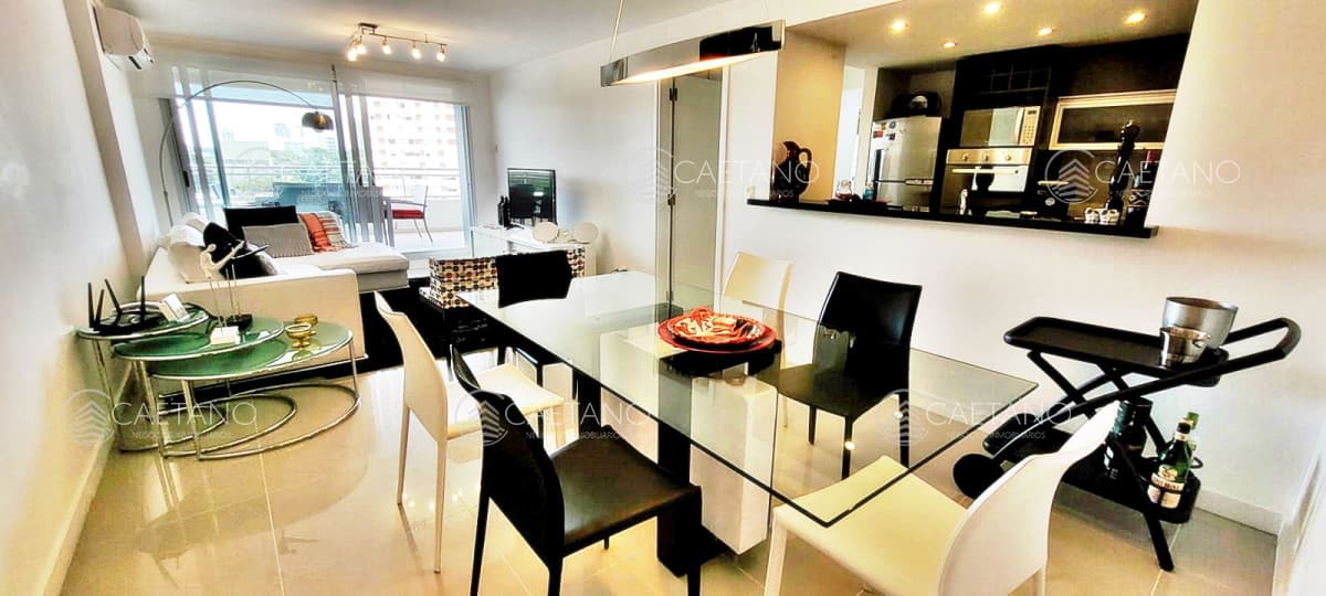 Apartamento en venta 3 dormitorios en Chiverta, Punta del Este.