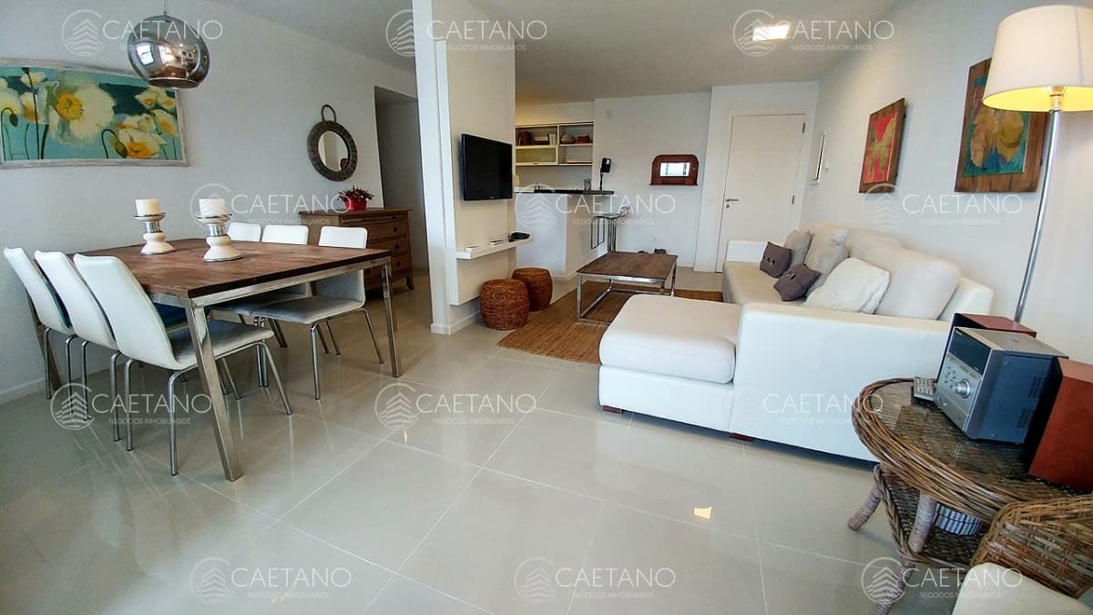 Moderno departamento 2 dormitorios y medio — foto 2