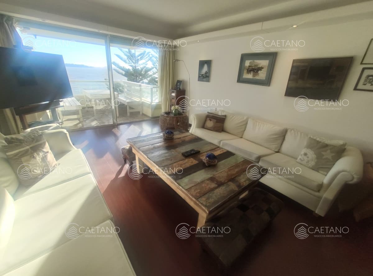 Departamento en Malecon, frente a playa mansa — foto 2