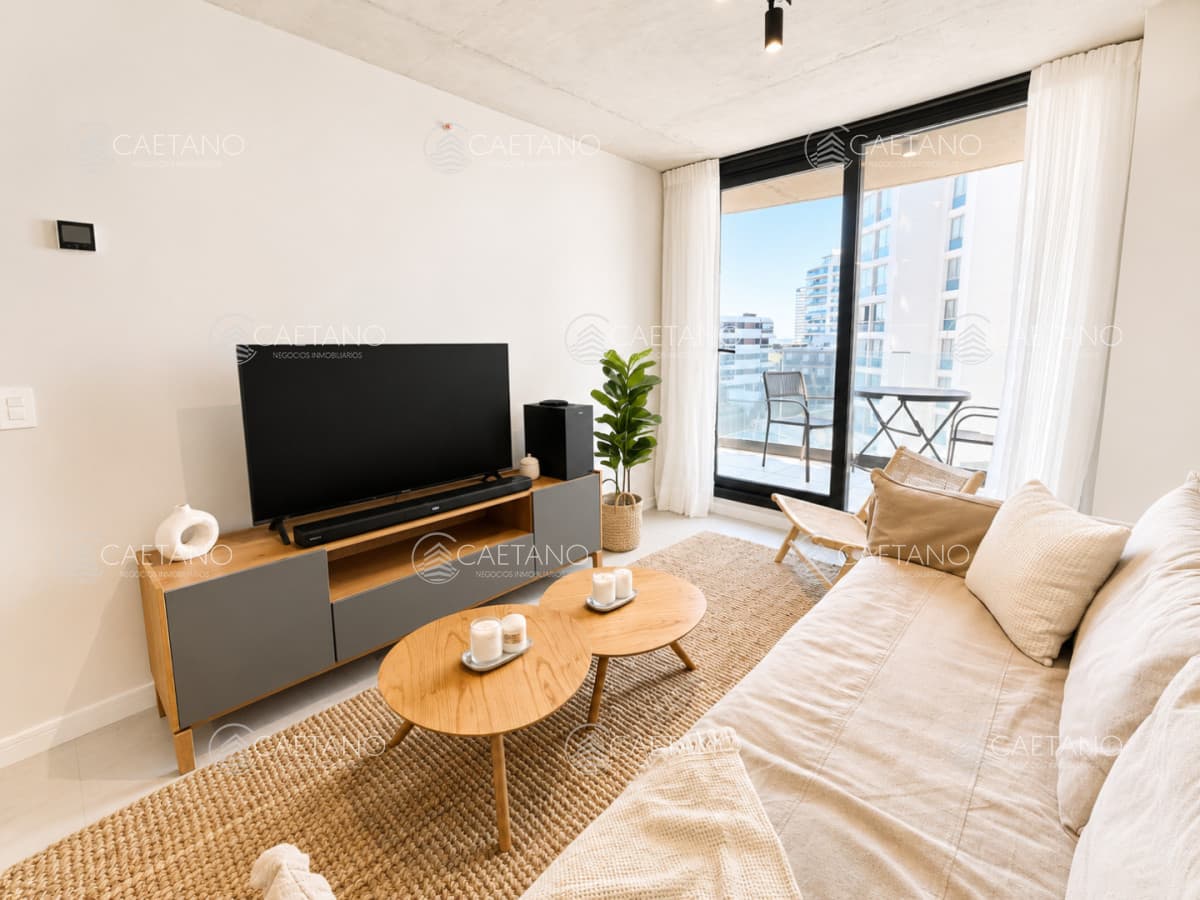 Apartamento de 1 dormitorio a estrenar a pasos de playa brava — foto 2