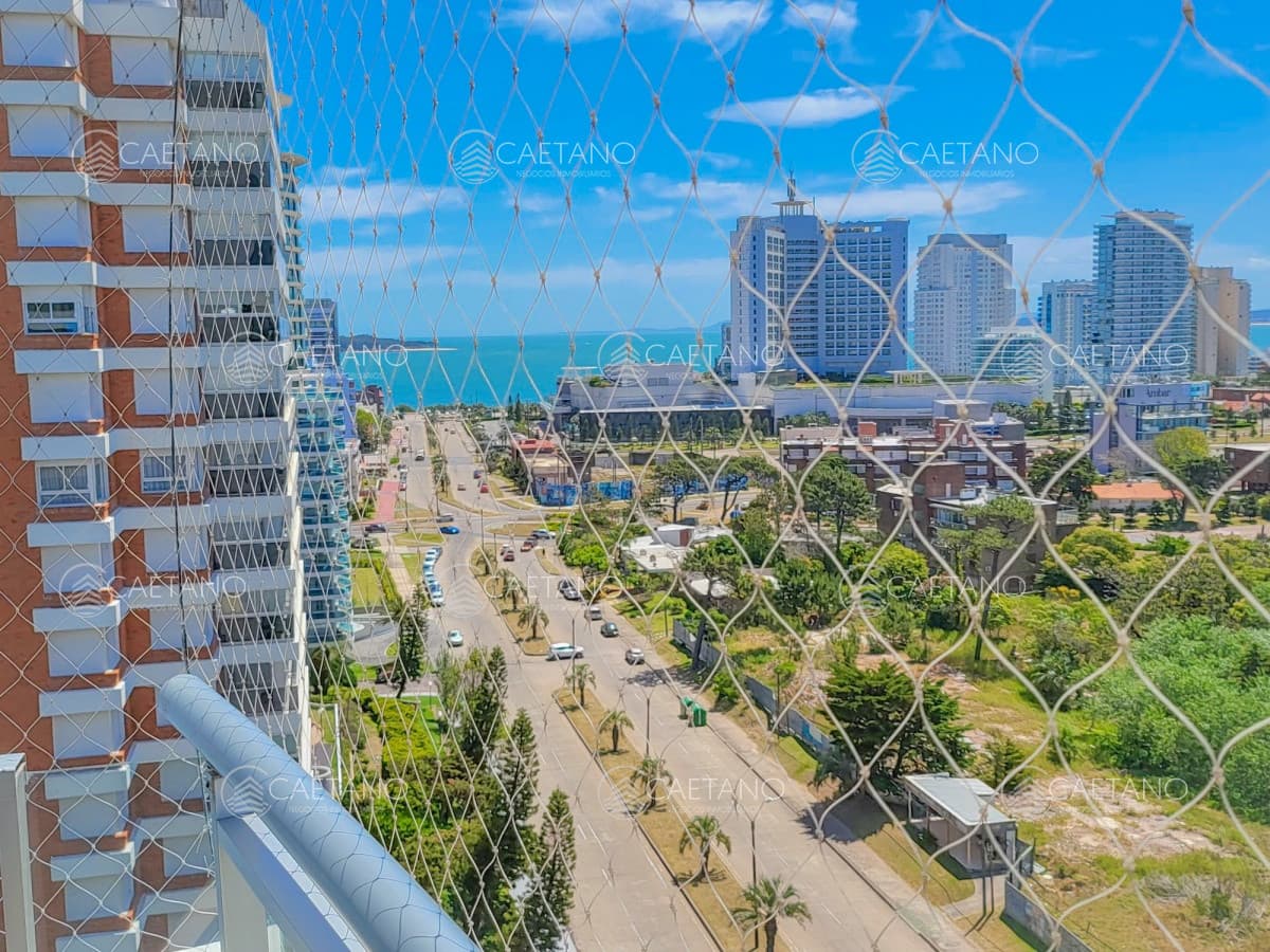 Apartamento de 3 dormitorios en venta Punta del Este — foto 2