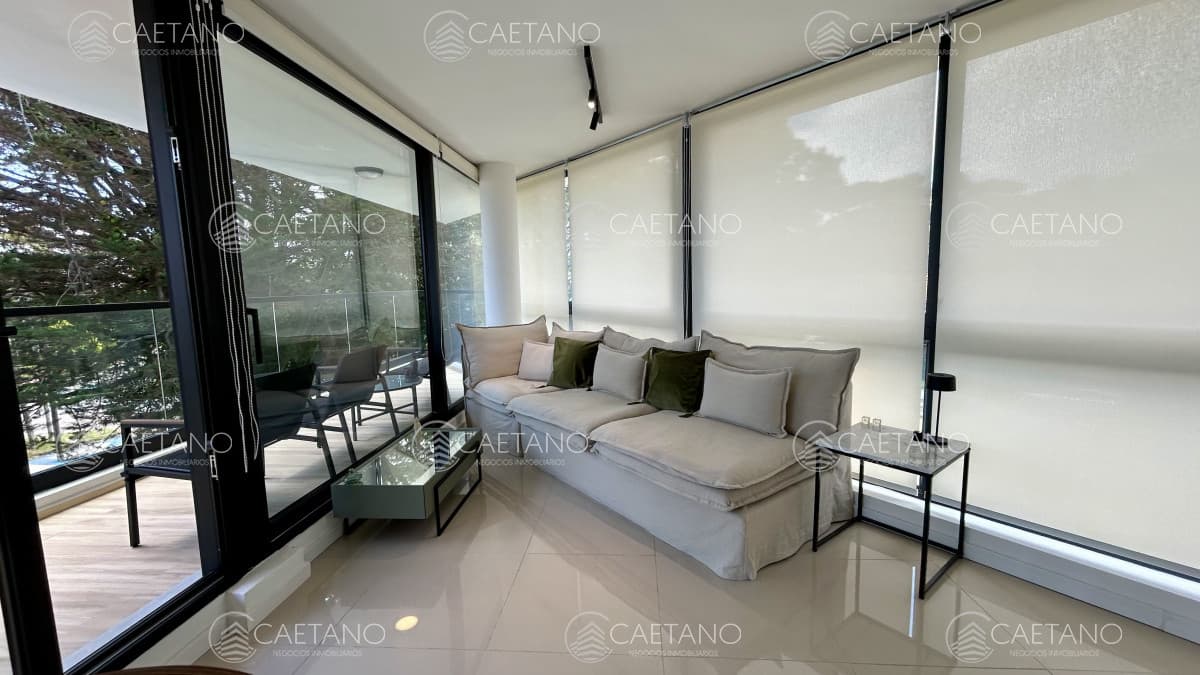 Apartamento en alquiler en Playa Mansa, 2 dormitorios — foto 3